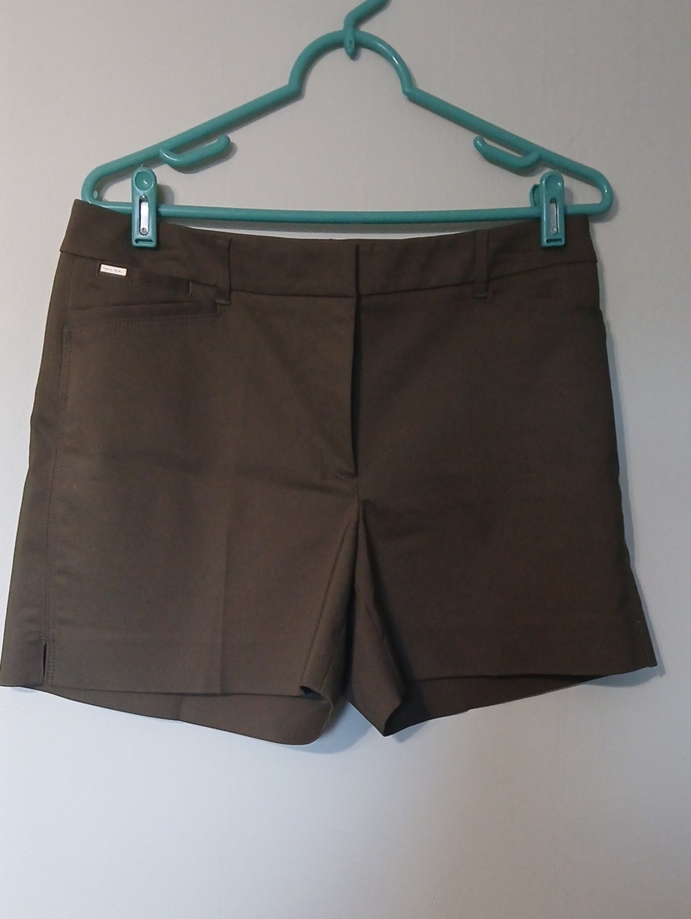 White House Black Market Green Dress Shorts Size 8